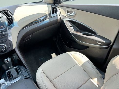 Used 2017 Hyundai Santa Fe Sport FWD image 21