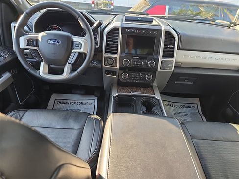 Used 2019 Ford F250 Lariat w/ Lariat Ultimate Package image 15