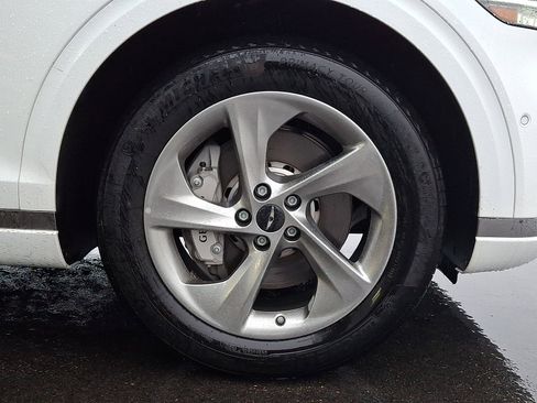 Certified 2026 Genesis GV70 2.5T Advanced image 8