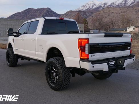 Used 2017 Ford F350 Platinum w/ Platinum Ultimate Package image 8