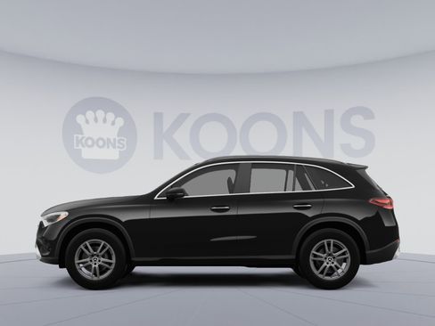 New 2026 Mercedes-Benz GLC 300 GLC 300 image 2