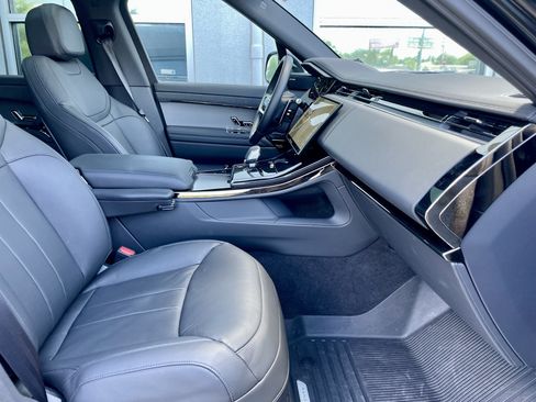 Certified 2025 Land Rover Range Rover Sport AWD/4WD image 15