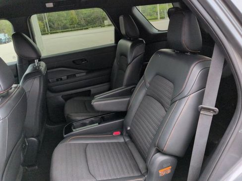 Used 2023 Nissan Pathfinder Rock Creek AWD/4WD image 15