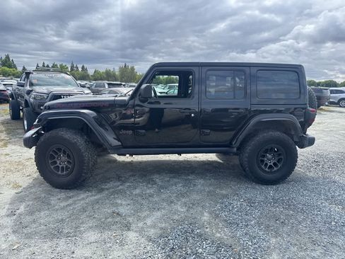 Used 2021 Jeep Wrangler Unlimited Rubicon w/ Xtreme Recon 35" Tire Package image 8