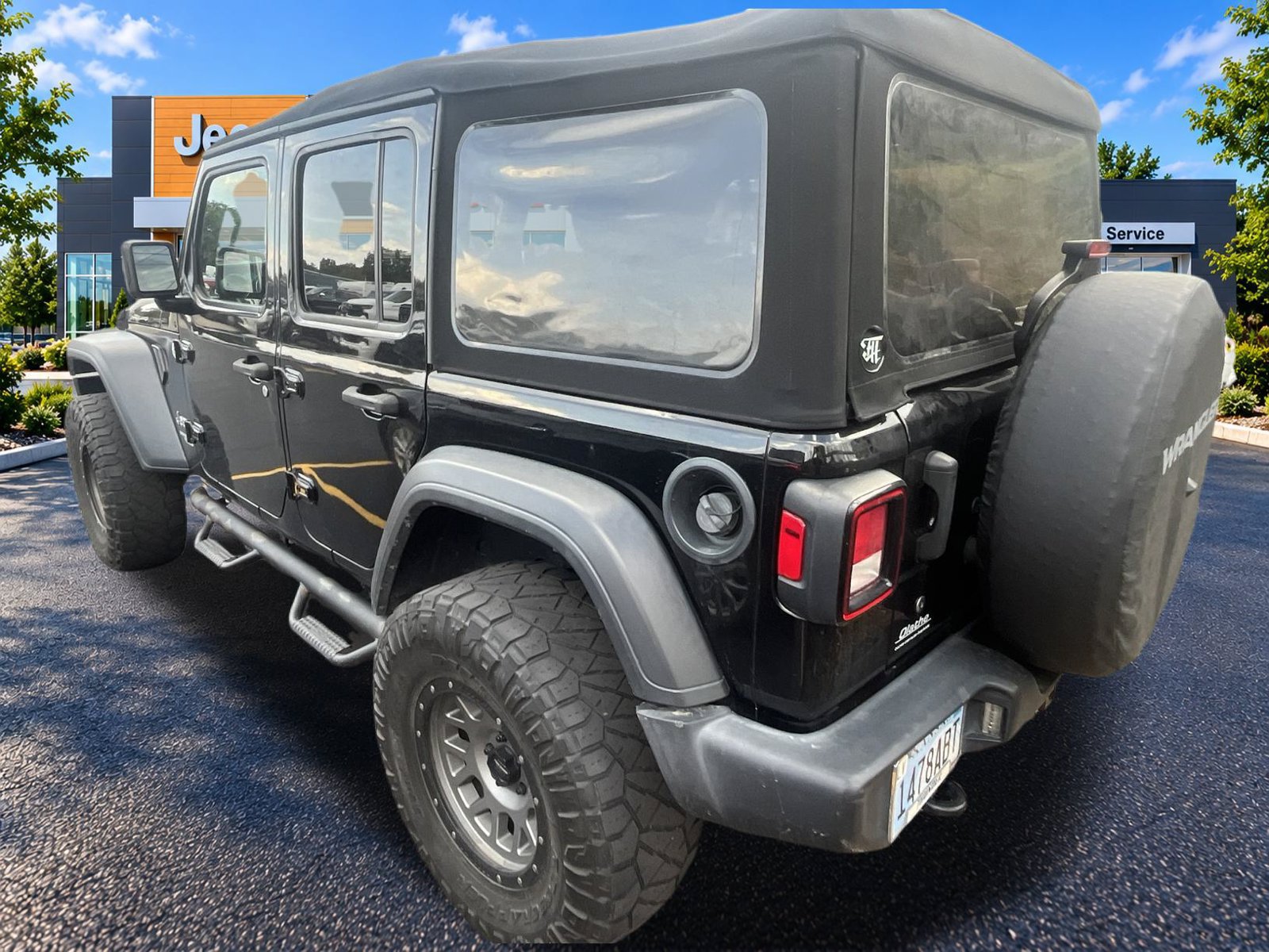 Used 2018 Jeep Wrangler Unlimited Sport S AWD/4WD image 7