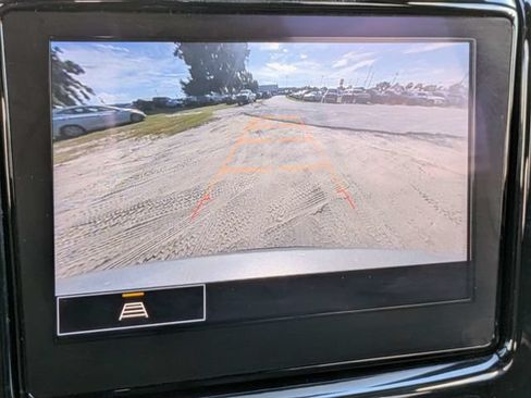 Used 2022 Chevrolet Traverse LT AWD/4WD image 20