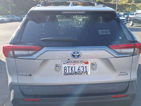 Used 2021 Toyota RAV4 XLE image 6