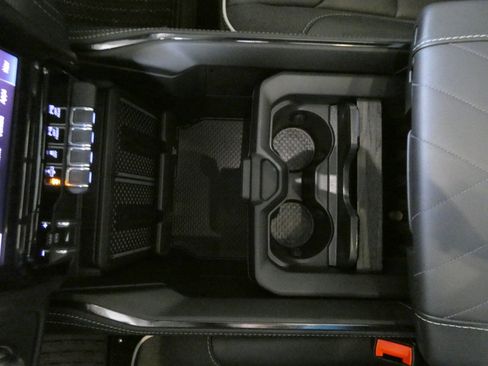 Used 2026 RAM 1500 Limited w/ Night Edition AWD/4WD image 17