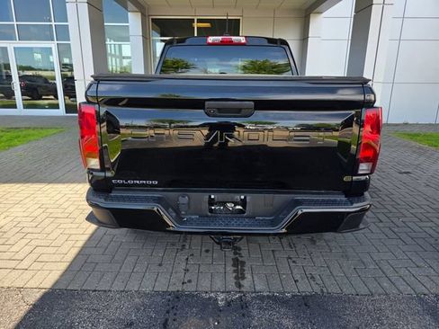 Used 2024 Chevrolet Colorado Trail Boss w/ Advanced Trailering Package AWD/4WD image 3