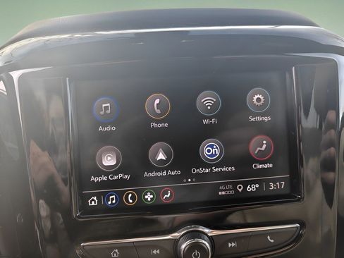 Used 2023 Chevrolet Traverse LT w/ LPO, Floor Liner Package image 29