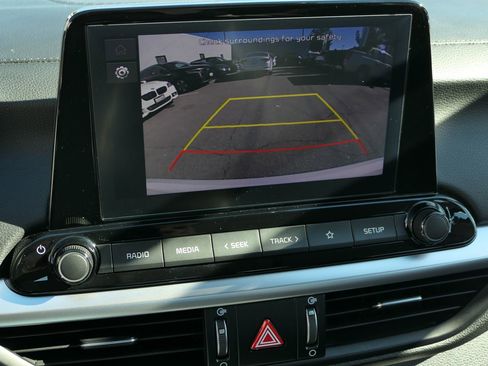 Used 2023 Kia Forte LXS image 19