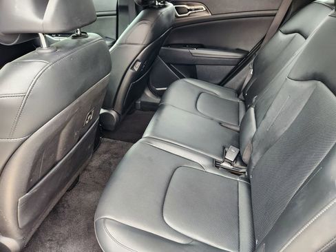 Used 2023 Kia Sportage EX FWD image 31