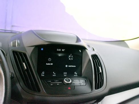 Used 2019 Ford Escape SE FWD image 19
