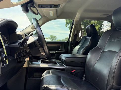 Used 2013 RAM 3500 Laramie AWD/4WD image 16