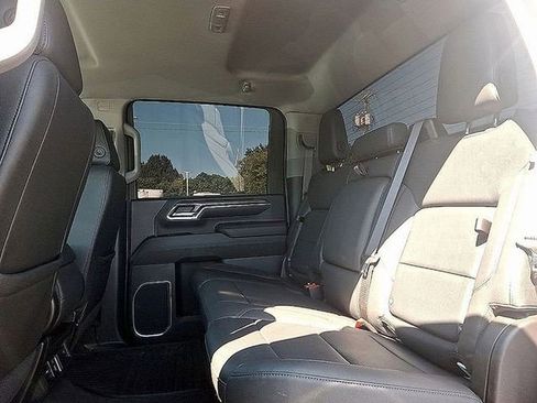 Certified 2024 Chevrolet Silverado 2500 LTZ image 12