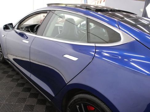 Used 2015 Tesla Model S 70D AWD/4WD image 13