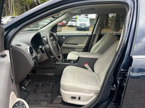 Used 2009 Ford Taurus X SEL FWD image 9