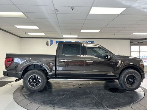 Used 2024 Ford F150 Platinum w/ Equipment Group 703A Plus image 9