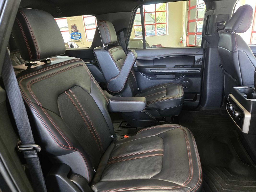 Used 2023 Ford Expedition Max Limited AWD/4WD image 34