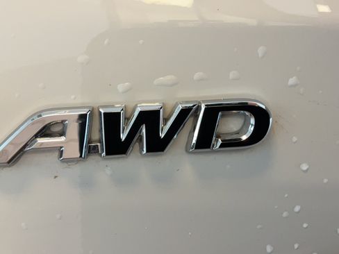 Certified 2025 Toyota RAV4 XLE AWD/4WD image 42