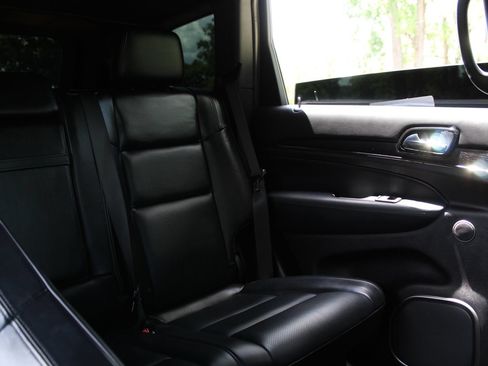Used 2020 Jeep Grand Cherokee High Altitude AWD/4WD image 14