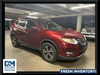 Used 2020 Nissan Rogue SV w/ Sun & Sound Touring Package FWD video 1
