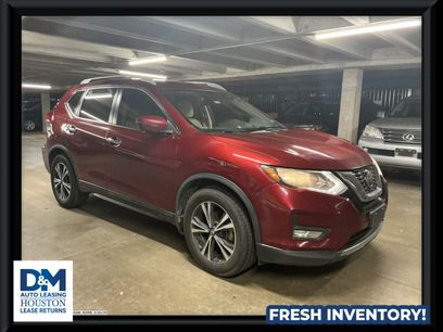Used 2020 Nissan Rogue SV w/ Sun & Sound Touring Package