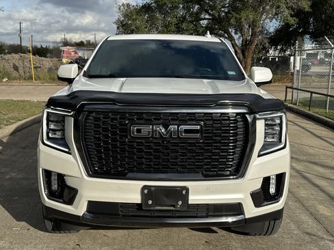 Used 2023 GMC Yukon XL Denali Ultimate image 19