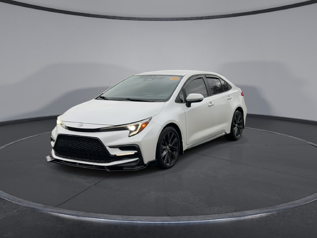 Used 2024 Toyota Corolla SE FWD image 4
