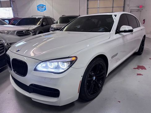 Used 2014 BMW 750Li xDrive 750Li xDrive Sedan 4D image 7