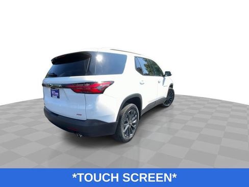 Used 2023 Chevrolet Traverse RS image 9