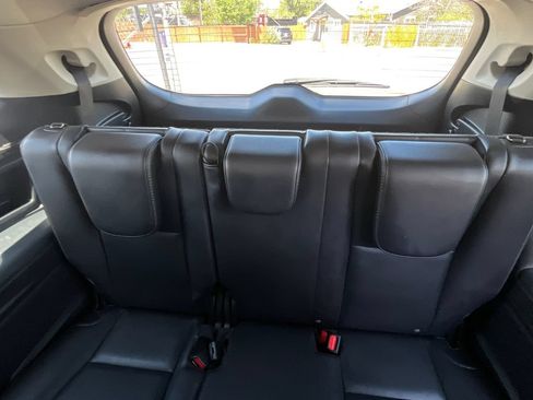 Used 2019 Subaru Ascent Limited AWD/4WD image 18