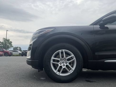 Certified 2025 Ford Explorer Active AWD/4WD image 11