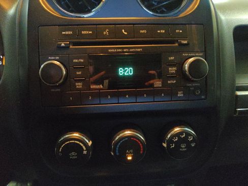 Used 2017 Jeep Patriot Sport w/ Power Value Group FWD image 25