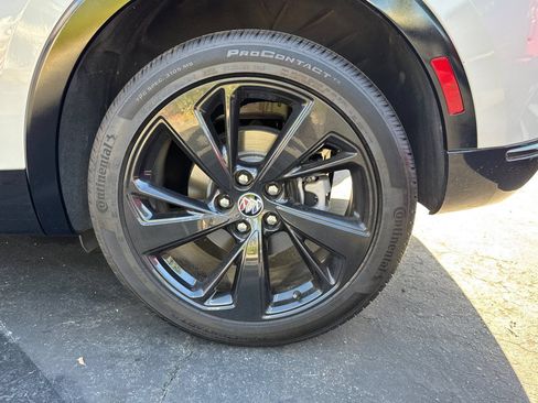 Used 2023 Buick Envision Essence w/ Sport Touring Package FWD image 4