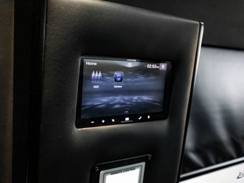 Used 2023 Mercedes-Benz Sprinter 3500 w/ Parking Package image 94