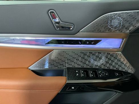 New 2026 BMW 760i xDrive w/ Executive Package AWD/4WD image 18