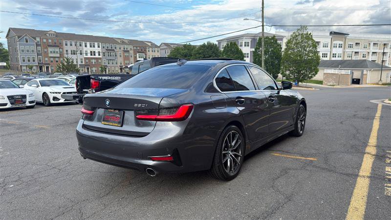 Used 2019 BMW 330i xDrive Sedan w/ Driving Assistance Package AWD/4WD image 11