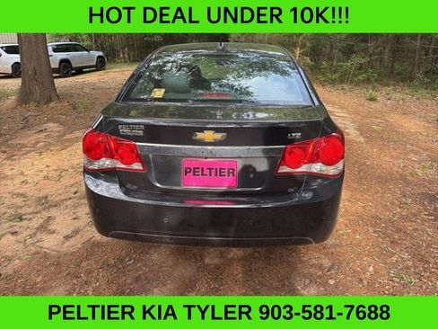 Used 2015 Chevrolet Cruze LTZ w/ Enhanced Safety Package image 9