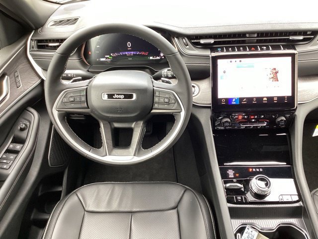 New 2024 Jeep Grand Cherokee Limited 4xe w/ Luxury Tech Group II AWD/4WD image 9