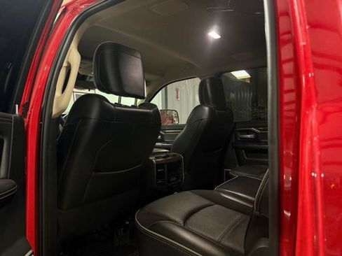 Used 2022 RAM 3500 Laramie AWD/4WD image 11