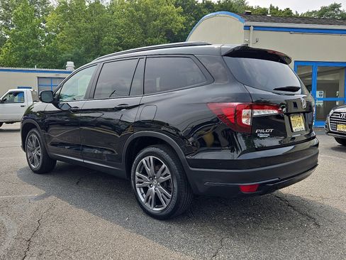 Certified 2022 Honda Pilot Sport image 4