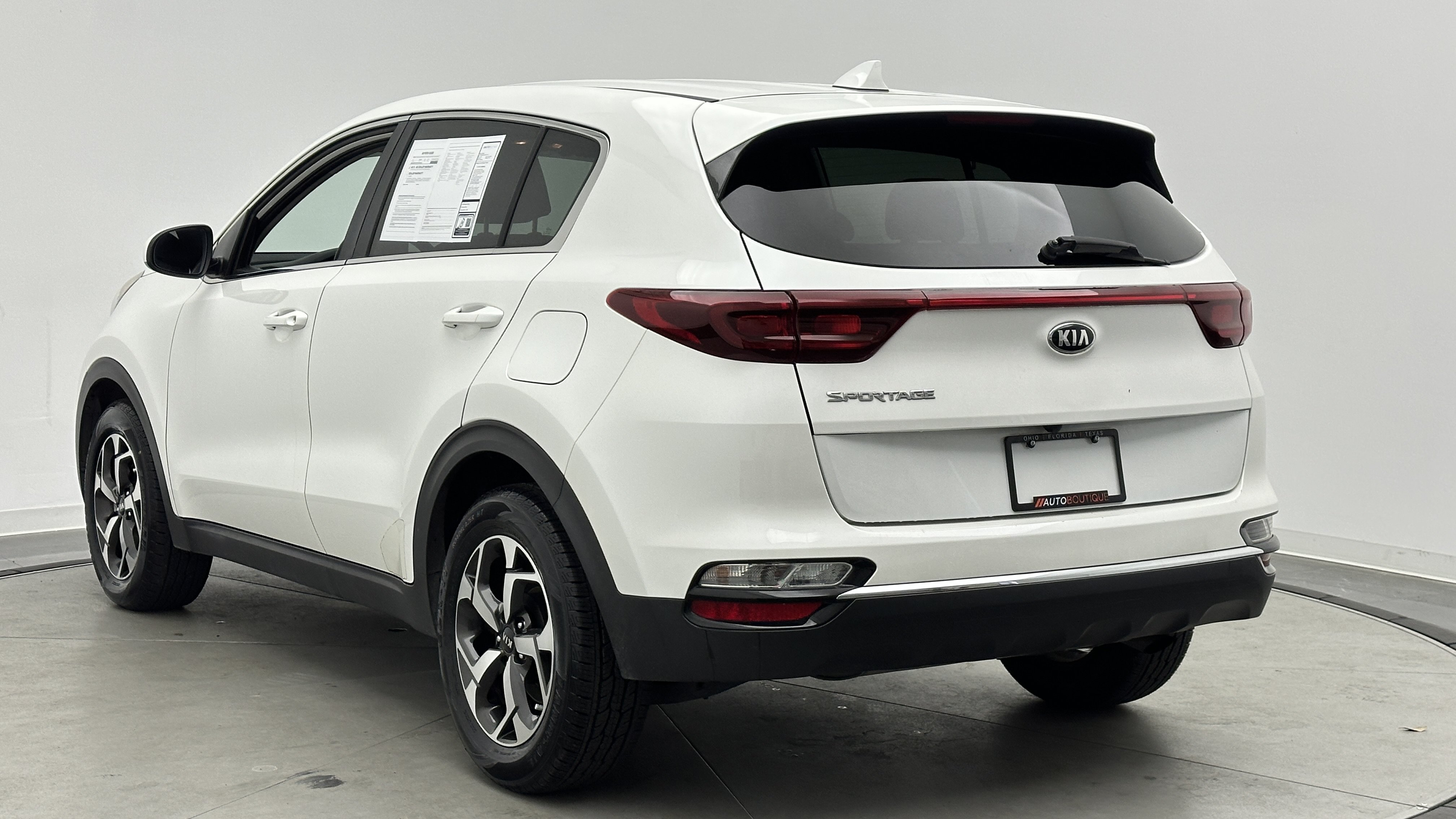 Used 2022 Kia Sportage LX FWD image 5