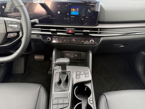 New 2026 Kia Sportage SX AWD/4WD image 11