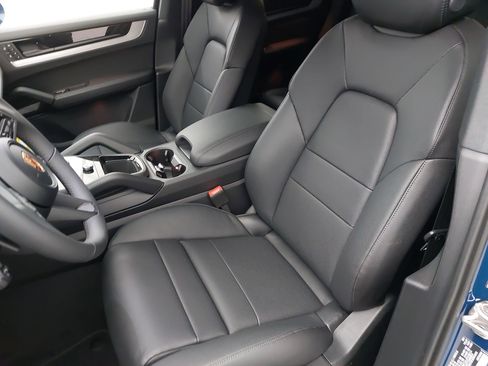 New 2026 Porsche Cayenne E-Hybrid image 17