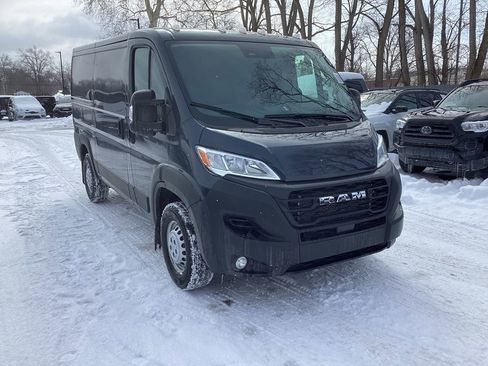 New 2026 RAM ProMaster 2500 w/ Convenience Group image 4