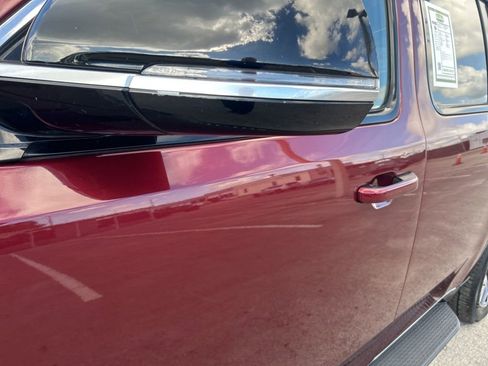 Used 2023 Jeep Wagoneer Series III w/ Preferred Equipment Group image 19