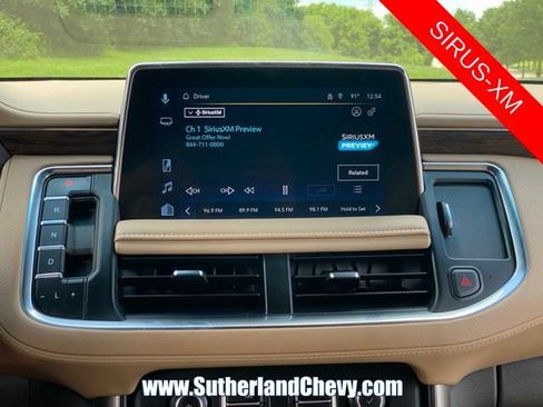Used 2023 Chevrolet Tahoe Premier AWD/4WD image 33