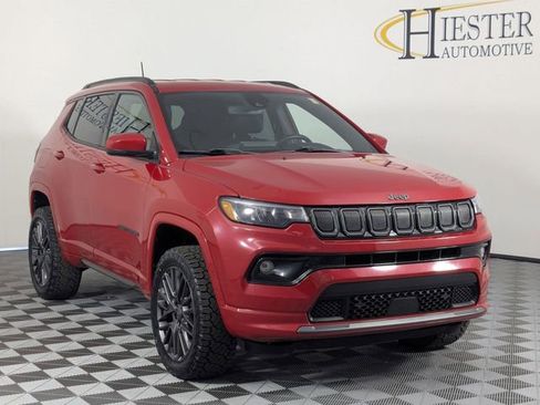 Used 2022 Jeep Compass Limited image 2