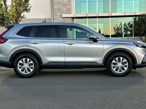 Certified 2025 Honda CR-V LX image 3